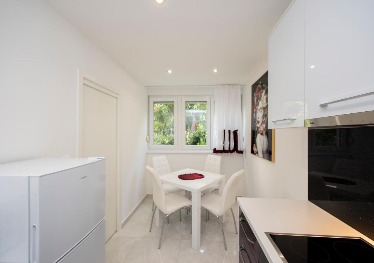 Lions Apartment Split Ngoại thất bức ảnh